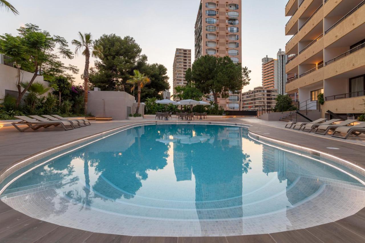 Halley Hotel & Apartments Affiliated By Melia Benidorm Bagian luar foto