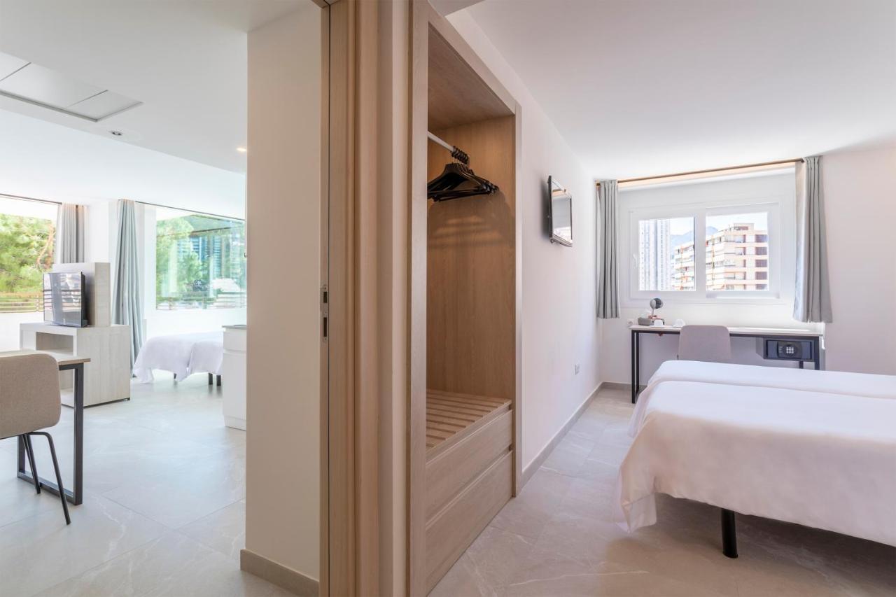 Halley Hotel & Apartments Affiliated By Melia Benidorm Bagian luar foto