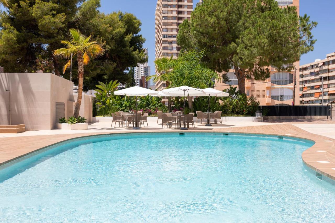 Halley Hotel & Apartments Affiliated By Melia Benidorm Bagian luar foto